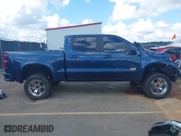 ✅ 2019 Chevrolet Silverado 1500 RST • VIN: 1GCUYEEDXKZ168469 • Lot: 43011980. Wystawiony na IAAI z przebiegiem 112 039 mil. Bezpłatny archiwum sprzedaży aukcyjnych z USA i szczegółowy raport historii pojazdu na DreamBid. Zdjęcie 14.