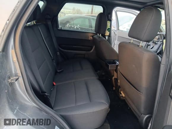 ✅ 2011 Ford Escape XLT • VIN: 1FMCU9D72BKB14663 • Lot: 93147405. Wystawiony na Copart z przebiegiem 105 183 mil. Bezpłatny archiwum sprzedaży aukcyjnych z USA i szczegółowy raport historii pojazdu na DreamBid. Zdjęcie 10.