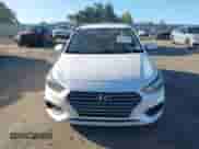 2019 Hyundai Accent SE z VIN 3KPC24A30KE042153, wystawiony jako IAAI lot #43367466 z przebiegiem 114 895 mil mil oraz . Historia ofert i sprzedaży dostępna na DreamBid. Obrazek 12.