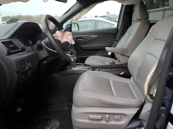 ✅ 2021 Honda Passport EX-L • VIN: 5FNYF8H52MB027773 • Лот: 91136795. Опубликован ранее на Copart с пробегом 28 124 миль. Бесплатный доступ к архиву аукционных продаж из США и подробный отчёт об истории автомобиля на DreamBid. Изображение 7.