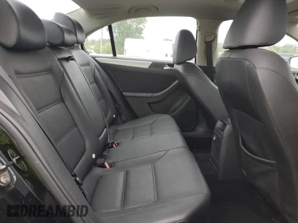 ✅ 2012 Volkswagen Jetta SEL • VIN: 3VWLP7AJ7CM421818 • Лот: 58116055. Опубликован ранее на Copart с пробегом 212 437 миль. Бесплатный доступ к архиву аукционных продаж из США и подробный отчёт об истории автомобиля на DreamBid. Изображение 10.