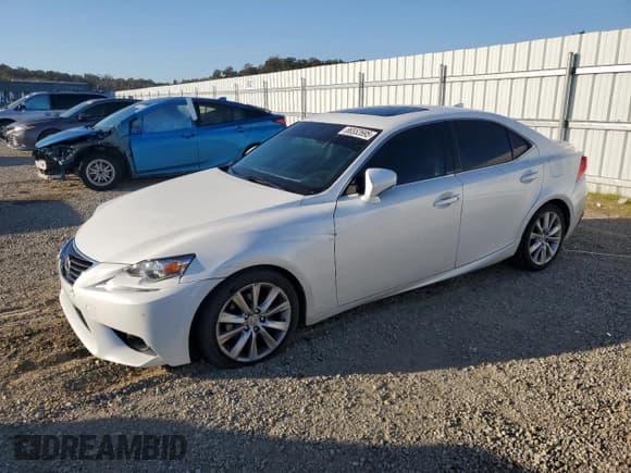 ✅ 2014 Lexus IS 250 • VIN: JTHBF1D23E5021670 • Лот: 86552695. Опубликован ранее на Copart с пробегом 173 064 миль. Бесплатный доступ к архиву аукционных продаж из США и подробный отчёт об истории автомобиля на DreamBid. Изображение 1.