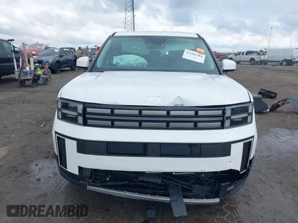 ✅ 2025 Hyundai Santa Fe SE • VIN: 5NMP14GL5SH070275 • Lot: 43286384. Wystawiony na IAAI z przebiegiem 10 123 mil. Bezpłatny archiwum sprzedaży aukcyjnych z USA i szczegółowy raport historii pojazdu na DreamBid. Zdjęcie 13.