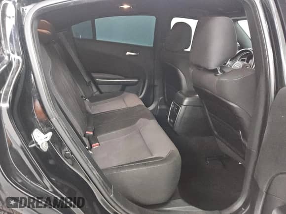 2019 Dodge Charger SXT z VIN 2C3CDXBG0KH707820, wystawiony jako Copart lot #86877725 z przebiegiem 93 824 mil mil oraz Czysty tytuł • Clean title. Historia ofert i sprzedaży dostępna na DreamBid. Obrazek 10.