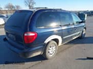 ✅ 2003 Dodge Caravan Sport • VIN: 2D4GP44R83R283111 • Lot: 43645743. Wystawiony na IAAI z przebiegiem 168 086 mil. Bezpłatny archiwum sprzedaży aukcyjnych z USA i szczegółowy raport historii pojazdu na DreamBid. Zdjęcie 4.