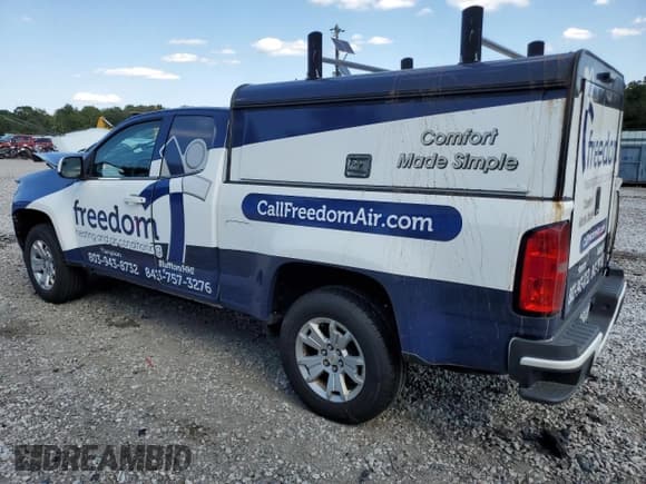 ✅ 2018 Chevrolet Colorado 2WD LT • VIN: 1GCHSCEN7J1306272 • Лот: 69082364. Опубликован ранее на Copart с пробегом 233 479 миль. Бесплатный доступ к архиву аукционных продаж из США и подробный отчёт об истории автомобиля на DreamBid. Изображение 2.