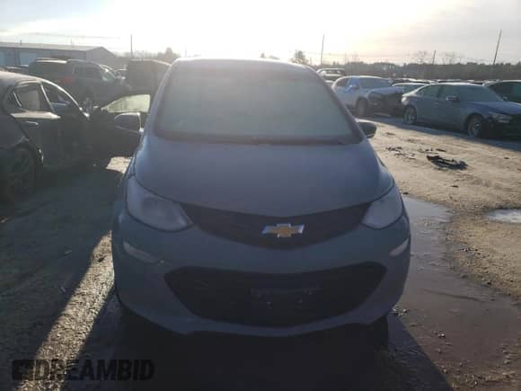 2020 Chevrolet Bolt EV LT z VIN 1G1FY6S0XL4114449, wystawiony jako Copart lot #40391804 z przebiegiem 21 088 mil mil oraz . Historia ofert i sprzedaży dostępna na DreamBid. Obrazek 5.