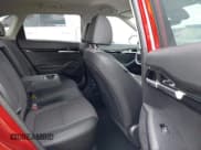 ✅ 2025 Kia Seltos S • VIN: KNDEU2AA6S7802091 • Lot: 43032131. Listed on IAAI with 2,544 mi. Free auction sales archive from the USA and detailed vehicle history report at DreamBid. Image 8.