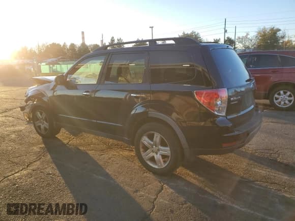 ✅ 2010 Subaru Forester X Premium • VIN: JF2SH6CC8AH783874 • Lot: 90816125. Wystawiony na Copart z przebiegiem 145 308 mil. Bezpłatny archiwum sprzedaży aukcyjnych z USA i szczegółowy raport historii pojazdu na DreamBid. Zdjęcie 2.