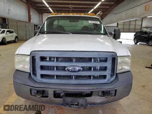 ✅ 2006 Ford F-350 XL • VIN: 1FDSF34506EC09843 • Лот: 72252064. Опубликован ранее на Copart с пробегом 310 514 миль. Бесплатный доступ к архиву аукционных продаж из США и подробный отчёт об истории автомобиля на DreamBid. Изображение 5.