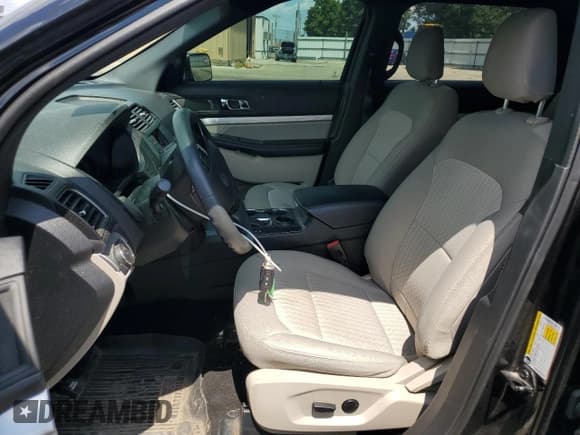 ✅ 2019 Ford Explorer • VIN: 1FM5K7B86KGA27334 • Лот: 67520145. Опубликован ранее на Copart с пробегом 126 676 миль. Бесплатный доступ к архиву аукционных продаж из США и подробный отчёт об истории автомобиля на DreamBid. Изображение 7.