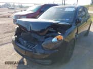 ✅ 2007 Hyundai Accent GS • VIN: KMHCM36CX7U019092 • Lot: 43435565. Wystawiony na IAAI z przebiegiem 239 297 mil. Bezpłatny archiwum sprzedaży aukcyjnych z USA i szczegółowy raport historii pojazdu na DreamBid. Zdjęcie 6.