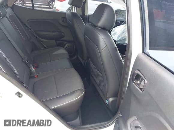 ✅ 2022 Hyundai Venue SEL • VIN: KMHRC8A34NU192850 • Lot: 43244417. Wystawiony na IAAI z przebiegiem 14 585 mil. Bezpłatny archiwum sprzedaży aukcyjnych z USA i szczegółowy raport historii pojazdu na DreamBid. Zdjęcie 8.