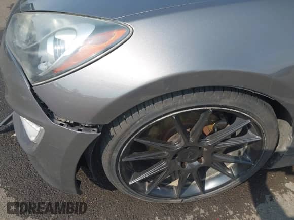 2013 Hyundai Genesis Coupe Track с VIN KMHHU6KJ0DU080216, выставлен на аукционе IAAI как лот 43224548 с пробегом 135 630 миль миль и . История ставок и продаж доступна на DreamBid. Изображение 18.