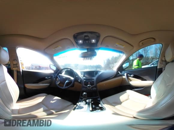 ✅ 2016 Hyundai Azera Limited • VIN: KMHFH4JG5GA524170 • Лот: 42065814. Опубликован ранее на IAAI с пробегом 73 607 миль. Бесплатный доступ к архиву аукционных продаж из США и подробный отчёт об истории автомобиля на DreamBid. Изображение 24.