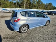 ✅ 2010 Honda Fit Sport • VIN: JHMGE8H48AC023174 • Lot: 87288985. Listed on Copart with 221,879 mi. Free auction sales archive from the USA and detailed vehicle history report at DreamBid. Image 3.