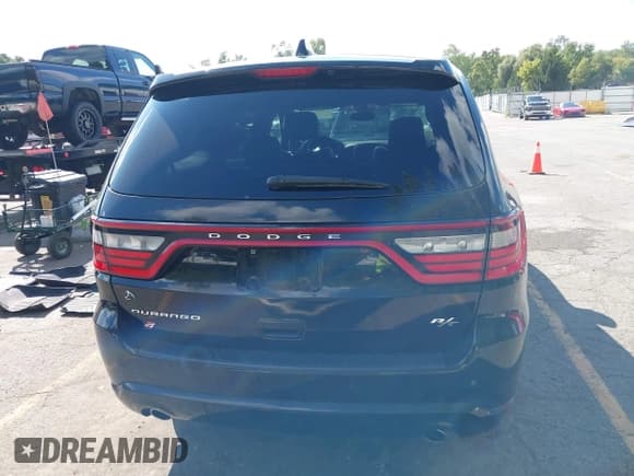✅ 2020 Dodge Durango R/T • VIN: 1C4SDJCT4LC130648 • Lot: 43141751. Wystawiony na IAAI z przebiegiem 62 082 mil. Bezpłatny archiwum sprzedaży aukcyjnych z USA i szczegółowy raport historii pojazdu na DreamBid. Zdjęcie 16.