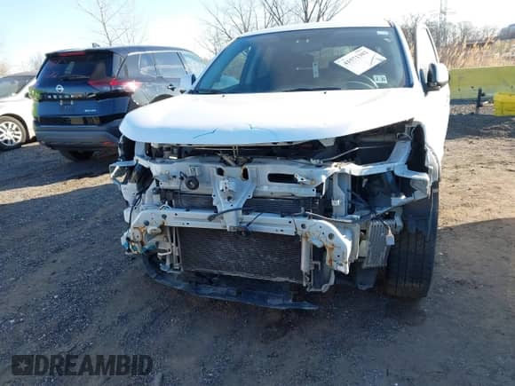 2020 Mitsubishi Outlander ES с VIN JA4AR3AU3LU013720, выставлен на аукционе IAAI как лот 41571302 с пробегом 68 258 миль миль и . История ставок и продаж доступна на DreamBid. Изображение 6.