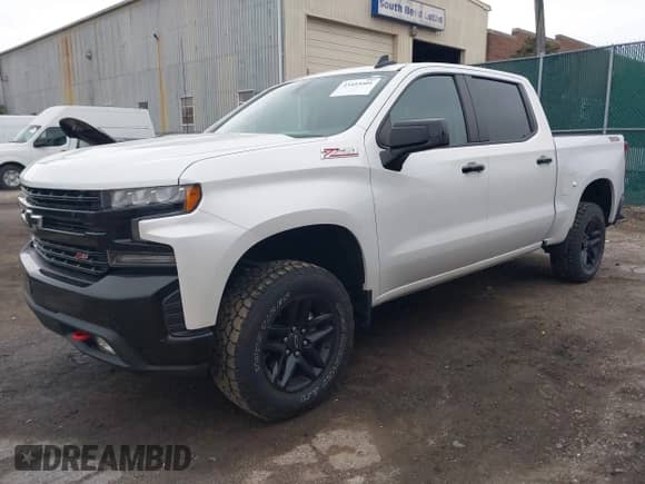 ✅ 2021 Chevrolet Silverado 1500 LT Trail Boss • VIN: 3GCPYFED2MG301845 • Лот: 43453401. Опубликован ранее на IAAI с пробегом 116 040 миль. Бесплатный доступ к архиву аукционных продаж из США и подробный отчёт об истории автомобиля на DreamBid. Изображение 2.