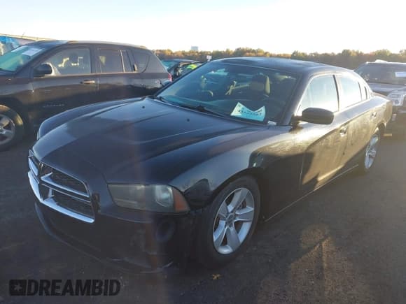 ✅ 2012 Dodge Charger SE • VIN: 2C3CDXBG7CH210961 • Lot: 43555382. Wystawiony na IAAI z przebiegiem 153 624 mil. Bezpłatny archiwum sprzedaży aukcyjnych z USA i szczegółowy raport historii pojazdu na DreamBid. Zdjęcie 2.