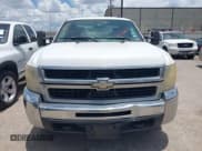 ✅ 2009 Chevrolet Silverado 2500HD Work Truck • VIN: 1GCHC49K79E156509 • Lot: 42566650. Wystawiony na IAAI z przebiegiem 218 736 mil. Bezpłatny archiwum sprzedaży aukcyjnych z USA i szczegółowy raport historii pojazdu na DreamBid. Zdjęcie 12.