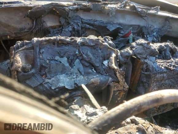 2009 Mercury Mariner с VIN 4M2CU81G09KJ14863, выставлен на аукционе Copart как лот 88419595 с пробегом Не указан миль и Списание • Salvage title. История ставок и продаж доступна на DreamBid. Изображение 9.