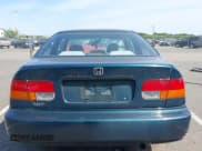 ✅ 1998 Honda Civic EX • VIN: 1HGEJ8249WL019544 • Lot: 42249865. Wystawiony na IAAI z przebiegiem 155 745 mil. Bezpłatny archiwum sprzedaży aukcyjnych z USA i szczegółowy raport historii pojazdu na DreamBid. Zdjęcie 16.