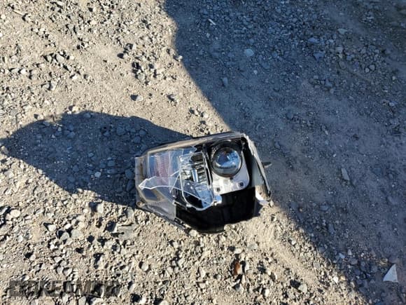 ✅ 2020 Hyundai Santa Fe SEL • VIN: 5NMS33AD5LH231564 • Lot: 43957684. Wystawiony na Copart z przebiegiem 55 651 mil. Bezpłatny archiwum sprzedaży aukcyjnych z USA i szczegółowy raport historii pojazdu na DreamBid. Zdjęcie 13.