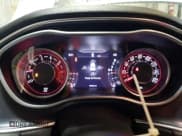 ✅ 2015 Dodge Challenger R/T Plus • VIN: 2C3CDZBT4FH744514 • Lot: 52112374. Wystawiony na Copart z przebiegiem 49 102 mil. Bezpłatny archiwum sprzedaży aukcyjnych z USA i szczegółowy raport historii pojazdu na DreamBid. Zdjęcie 9.