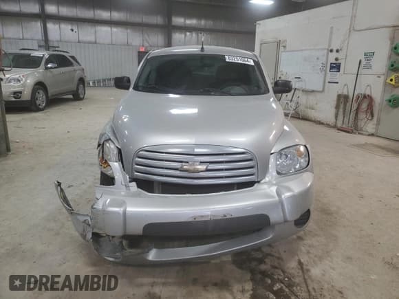 ✅ 2010 Chevrolet HHR LS • VIN: 3GNBAADB3AS546395 • Lot: 83251064. Listed on Copart with 285,261 mi. Free auction sales archive from the USA and detailed vehicle history report at DreamBid. Image 5.