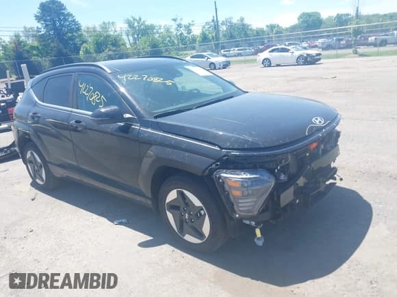 ✅ 2024 Hyundai Kona Limited • VIN: KM8HE3A68RU010317 • Лот: 42270825. Опубликован ранее на IAAI с пробегом 5 702 миль. Бесплатный доступ к архиву аукционных продаж из США и подробный отчёт об истории автомобиля на DreamBid. Изображение 1.