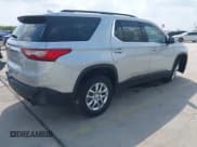 ✅ 2020 Chevrolet Traverse LT Cloth • VIN: 1GNERGKW5LJ242035 • Lot: 42150543. Listed on IAAI with 101,705 mi. Free auction sales archive from the USA and detailed vehicle history report at DreamBid. Image 4.