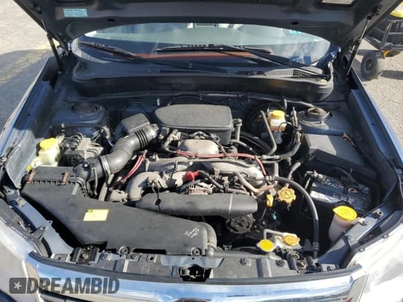 ✅ 2009 Subaru Forester X • VIN: JF2SH63639H738721 • Lot: 92928975. Listed on Copart with 158,032 mi. Free auction sales archive from the USA and detailed vehicle history report at DreamBid. Image 12.