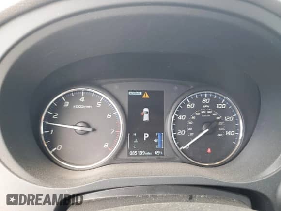 2018 Mitsubishi Outlander ES z VIN JA4AZ3A36JZ050591, wystawiony jako Copart lot #72047945 z przebiegiem 85 199 mil mil oraz Szkoda całkowita • Salvage title. Historia ofert i sprzedaży dostępna na DreamBid. Obrazek 9.