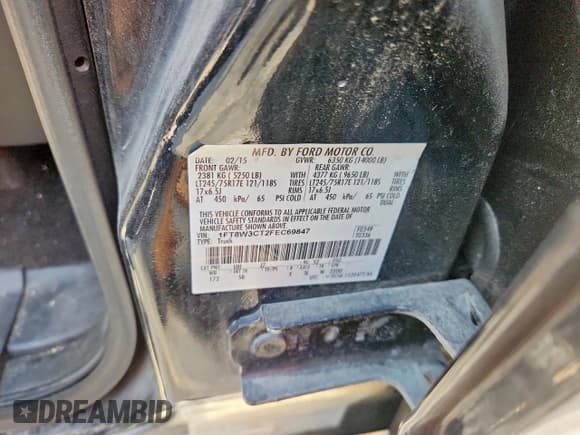 ✅ 2015 Ford F-350 Lariat • VIN: 1FT8W3CT2FEC69847 • Lot: 92798575. Wystawiony na Copart z przebiegiem Nie podano. Bezpłatny archiwum sprzedaży aukcyjnych z USA i szczegółowy raport historii pojazdu na DreamBid. Zdjęcie 12.