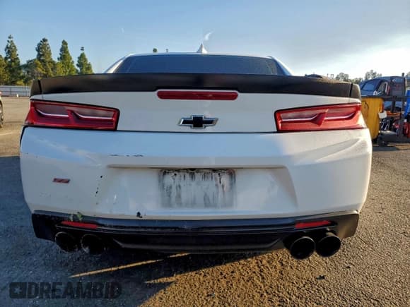 ✅ 2018 Chevrolet Camaro 1SS • VIN: 1G1FE1R78J0158596 • Lot: 93985195. Wystawiony na Copart z przebiegiem 53 218 mil. Bezpłatny archiwum sprzedaży aukcyjnych z USA i szczegółowy raport historii pojazdu na DreamBid. Zdjęcie 6.