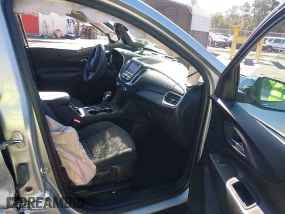 ✅ 2022 Chevrolet Equinox LT • VIN: 3GNAXTEV1NL134782 • Lot: 43386173. Wystawiony na IAAI z przebiegiem 38 890 mil. Bezpłatny archiwum sprzedaży aukcyjnych z USA i szczegółowy raport historii pojazdu na DreamBid. Zdjęcie 5.