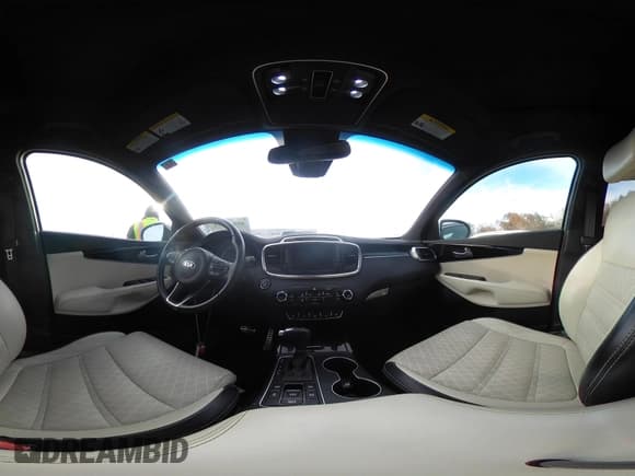 ✅ 2017 Kia Sorento SX • VIN: 5XYPKDA59HG304752 • Lot: 40931971. Listed on IAAI with 143,211 mi. Free auction sales archive from the USA and detailed vehicle history report at DreamBid. Image 19.