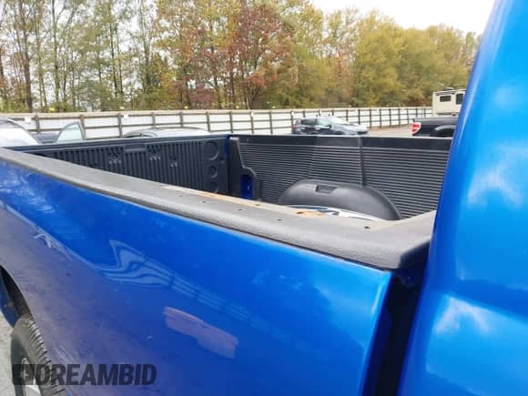 2008 Dodge 1500 ST z VIN 1D7HA16K58J125165, wystawiony jako IAAI lot #43549224 z przebiegiem 202 718 mil mil oraz . Historia ofert i sprzedaży dostępna na DreamBid. Obrazek 8.