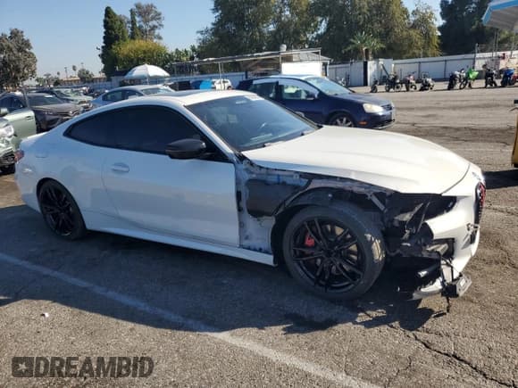 ✅ 2022 BMW 4 Series 430i • VIN: WBA53AP0XNCJ76940 • Lot: 90284885. Listed on Copart with 51,340 mi. Free auction sales archive from the USA and detailed vehicle history report at DreamBid. Image 4.