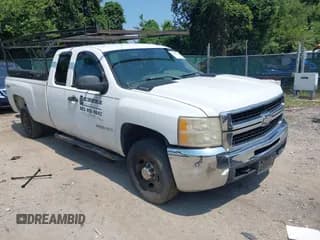 ✅ 2007 Chevrolet Silverado 2500HD Work Truck • VIN: 1GCHK29K57E524691 • Лот: 42817824. Опубликован ранее на IAAI с пробегом 240 919 миль. Бесплатный доступ к архиву аукционных продаж из США и подробный отчёт об истории автомобиля на DreamBid. Изображение 1.