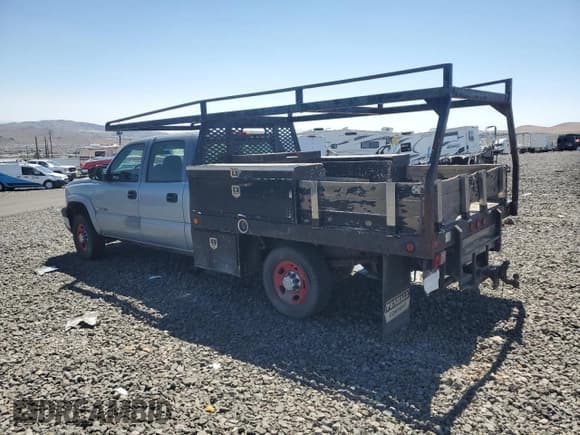 ✅ 2006 Chevrolet Silverado 2500HD • VIN: 1GBHK23U96F197705 • Lot: 63350275. Listed on Copart with 208,038 mi. Free auction sales archive from the USA and detailed vehicle history report at DreamBid. Image 2.