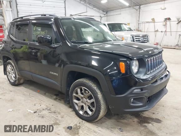 ✅ 2017 Jeep Renegade Latitude • VIN: ZACCJBBB3HPG13241 • Lot: 43547887. Listed on IAAI with 81,363 mi. Free auction sales archive from the USA and detailed vehicle history report at DreamBid. Image 1.