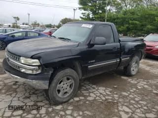 ✅ 2002 Chevrolet Silverado 1500 • VIN: 1GCEK14T32Z347010 • Лот: 72720794. Опубликован ранее на Copart с пробегом 266 973 миль. Бесплатный доступ к архиву аукционных продаж из США и подробный отчёт об истории автомобиля на DreamBid. Изображение 1.