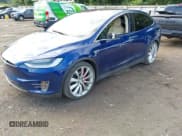 ✅ 2016 Tesla Model X P90D • VIN: 5YJXCBE44GF000933 • Lot: 42722729. Wystawiony na IAAI z przebiegiem 87 345 mil. Bezpłatny archiwum sprzedaży aukcyjnych z USA i szczegółowy raport historii pojazdu na DreamBid. Zdjęcie 2.
