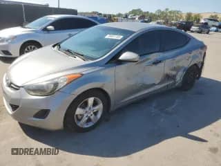 2013 Hyundai Elantra GLS с VIN KMHDH4AE5DU788473, выставлен на аукционе Copart как лот 89661395 с пробегом 193 655 миль миль и Списание • Salvage title. История ставок и продаж доступна на DreamBid. Изображение 1.