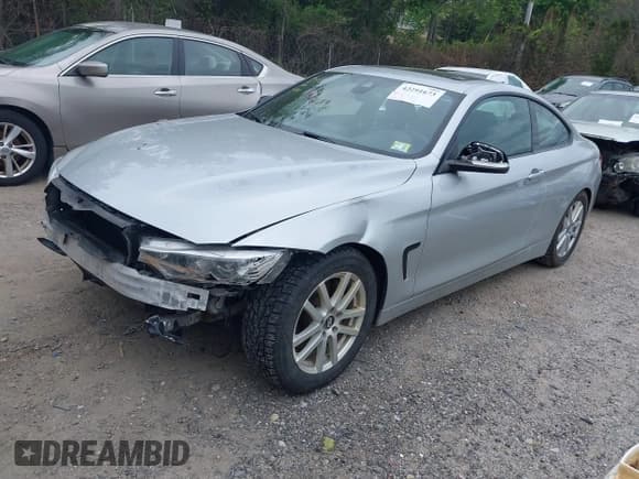 ✅ 2014 BMW 4 Series 435i xDrive • VIN: WBA3R5C54EF784725 • Lot: 42291673. Listed on IAAI with 107,124 mi. Free auction sales archive from the USA and detailed vehicle history report at DreamBid. Image 18.