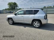 ✅ 2010 Jeep Compass Sport • VIN: 1J4NT4FB9AD578521 • Lot: 70589235. Wystawiony na Copart z przebiegiem 121 953 mil. Bezpłatny archiwum sprzedaży aukcyjnych z USA i szczegółowy raport historii pojazdu na DreamBid. Zdjęcie 2.