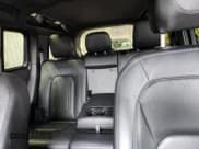 ✅ 2022 Land Rover Defender SE • VIN: SALEP7RU4N2071304 • Lot: 71004795. Wystawiony na Copart z przebiegiem 53 850 mil. Bezpłatny archiwum sprzedaży aukcyjnych z USA i szczegółowy raport historii pojazdu na DreamBid. Zdjęcie 10.