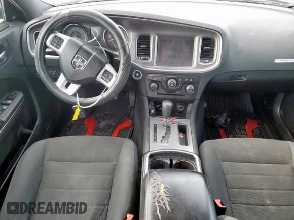 ✅ 2011 Dodge Charger Mopar 11 • VIN: 2B3CL5CT3BH610093 • Лот: 61649095. Опубликован ранее на Copart с пробегом 233 963 миль. Бесплатный доступ к архиву аукционных продаж из США и подробный отчёт об истории автомобиля на DreamBid. Изображение 8.